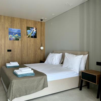 Artmore01 1